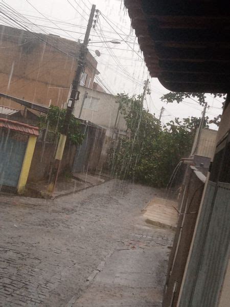 22 58 Chuva De Granizo E Vento Forte Causa Estragos Em Miracema Nesta