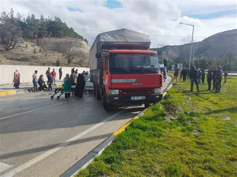 Kuzey Marmara da Kars ta şimdi de Burdur da trafik kazası 4 yaralı