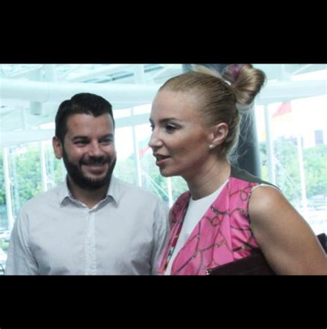 Иван показа как е изглеждала Ирина Тенчева преди 30 години - не е ...