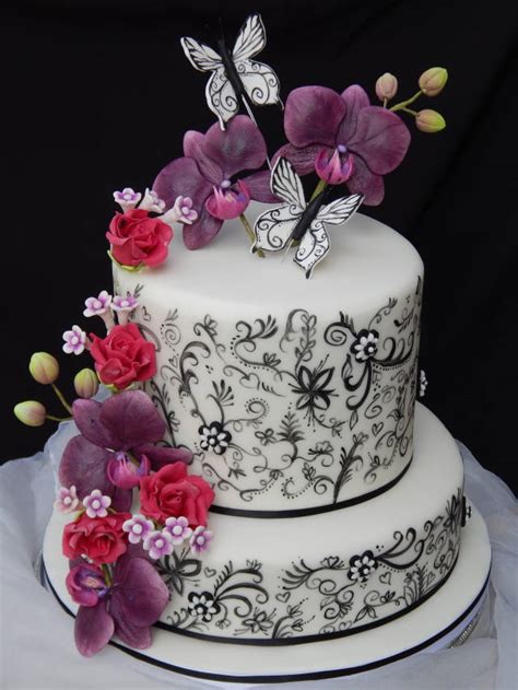 Hand Painted Monochrome Wedding Cake Decorated Cake By Cakesdecor