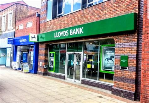 Lloyds Bank Permanently Closes Down Towns Branch Close To Crewe