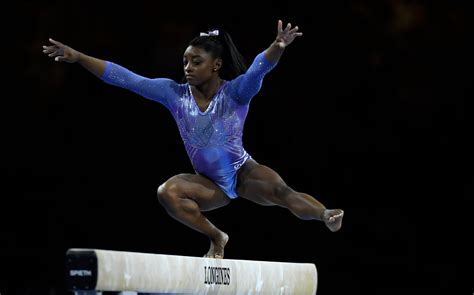 Gymnastique Simone Biles Bat Le Record De Médailles Mondiales