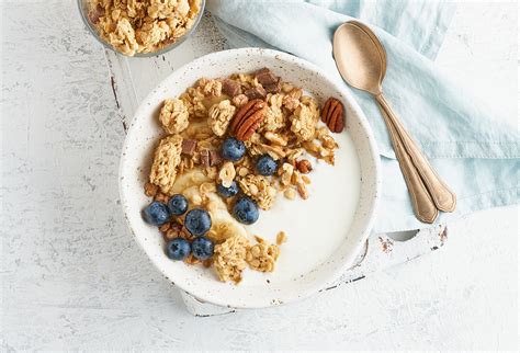 Healthy Bowl Au Fromage Blanc Granola Chocolat Et Fruits