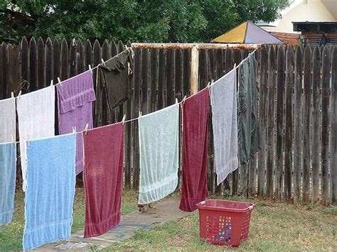 How To Dry Clothes Outside Dry Clothes Outside Diy Clothes Rack Clothes Line