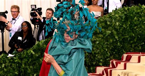 Las Peores Vestidas De La Met Gala De Todos Los Tiempos Repasamos Los