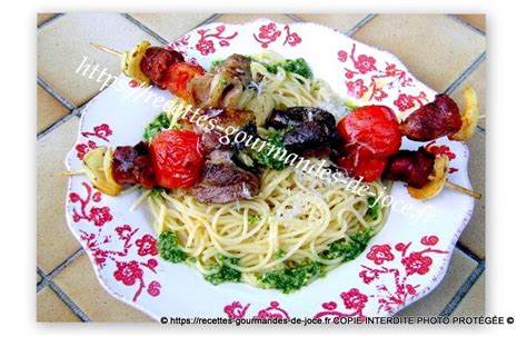 Brochettes de cœurs de canard lard et chorizo Recettes Gourmandes