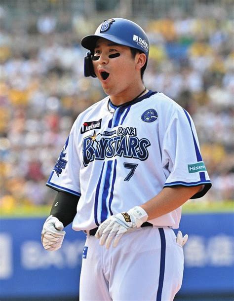 佐野恵太がマルチ安打で2打点「試合が終わった後、野球教室が絶対打たないと」【dena】：中日スポーツ・東京中日スポーツ