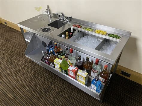 Deluxe Cocktail Station Caterfab