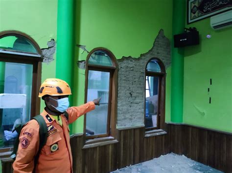 Gempa Garut Bmkg Waspada Potensi Longsor Dan Banjir Bandang