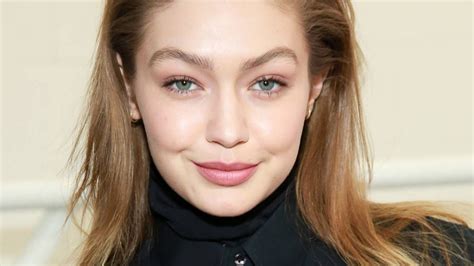 Gigi Hadid reveals adorable name necklace after welcoming baby daughter ...