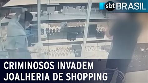 Criminosos invadem e roubam joalheria no maior shopping da América