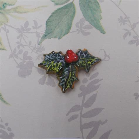 Small Holly Tie Pin Holly And Berries Tie Tack Christmas Lapel Etsy