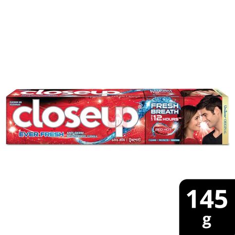 Closeup Toothpaste Red Hot G