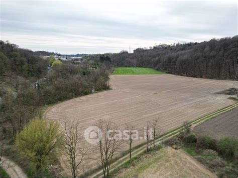 Terreni agricoli in vendita a Cantù in zona Centro Casa it