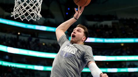 Dallas Mavericks: Luka Doncic pokes fun at his dunking ability