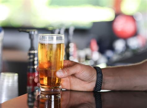 Secret Side Effects of Drinking Beer, Says Science — Eat This Not That