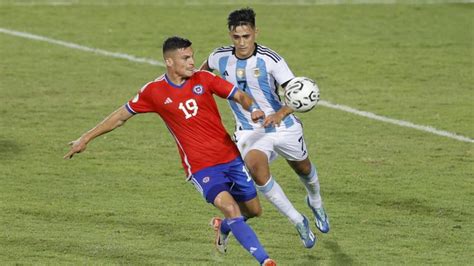 Colo Colo Va A La Carga Por Una Figura De La Roja Sub En El