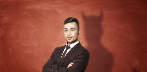 Think Youll Make A Great Boss Research Shows That Power Can Corrupt