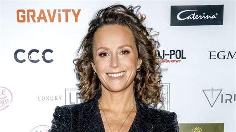 Odziana W Czarne Bikini Monika Mrozowska Czaruje Na Zdj Ciu Z Letnim Synem Ods Aniaj C