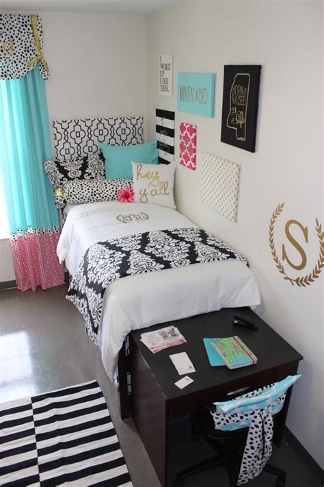 15 Tips To Create A Tumblr Dorm Room Thatll Make Anyone Jealous