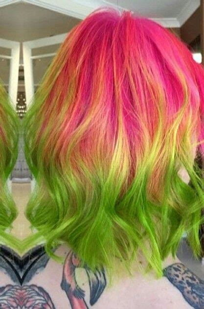 10 Pink and Green Hairstyles for the Latest Fashion Trend