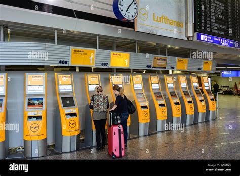 Frankfurt Airport Terminal A With Check In Machines Lufthansa