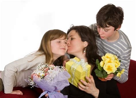 Unique Ways To Celebrate Mothers Day
