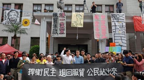 Taiwan Protesters Ultimatum Passes Without Government Response