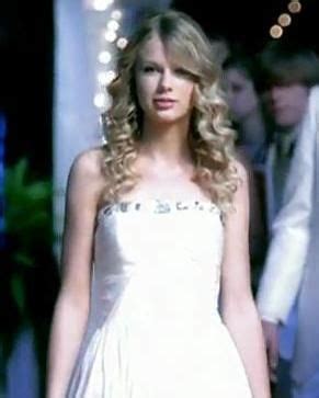 Taylor Swift You Belong With Me White Prom Dress