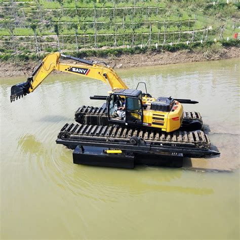 Customized Wetland Amphibious Excavator With Pontoon Undercarriage Mini