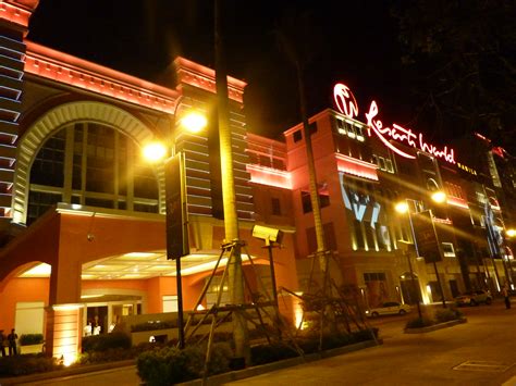 Resorts World Manila - what to see, what to do