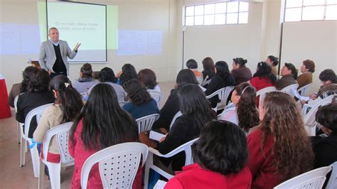 Más de 1200 docentes participaron de taller de fortalecimiento de