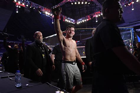 Ufc Singapore Results Demian Maia Submits Ben Askren Stevie Ray Edges