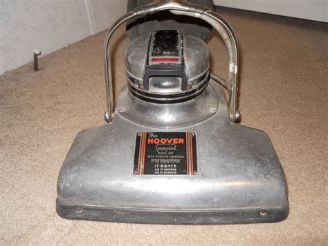 Vintage 1930 S Hoover Model 825 Vacuum Cleaner