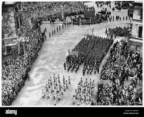 1946 Victory Parade London Hi Res Stock Photography And Images Alamy