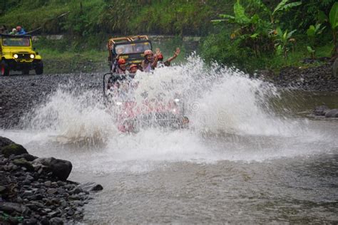 People Vacation On Kaliurang Kaliurang Is One Of Tourism Famous Abject