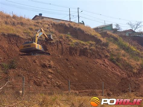 Prefeitura está finalizando obras na Rua Olímpio Clementino onde erosão