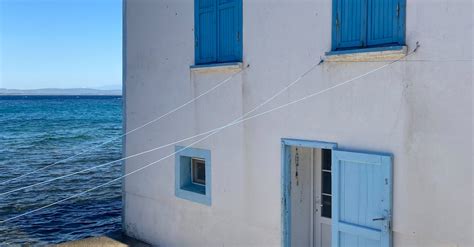 House with Sea View · Free Stock Photo