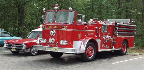 Pin By Billy Roberts On Seagrave Open Cab Fire Apparatus Fire Trucks