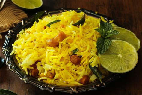 Receta De Arroz Con C Rcuma Y Lim N Tradicional De La India