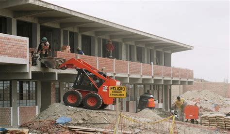 Invierten M S De S Millones Para Construcci N De Colegios En Lima