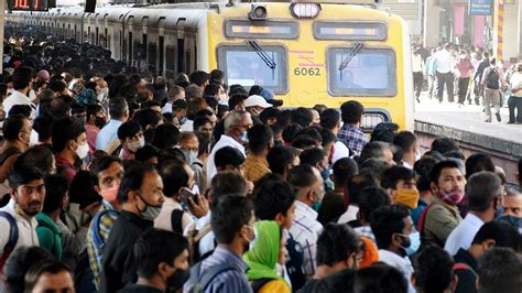 Wr Mumbai Suburban Rail Traffic Affected Due To Cable Cut Borivali