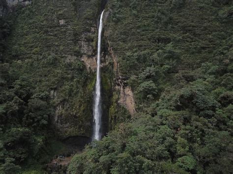 Diversión y adrenalina en el Chorro de Girón un lugar con aire puro