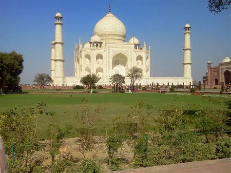 Indian Holidays: TAJ MAHAL VISIT