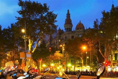 Passeig De Gracia A Must See In Barcelona Bcn Travel