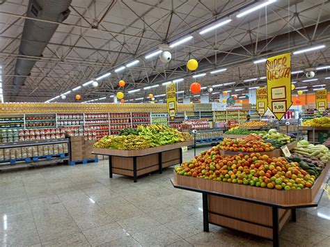 Maior rede de atacarejos de Goiás faz sucesso preço baixo