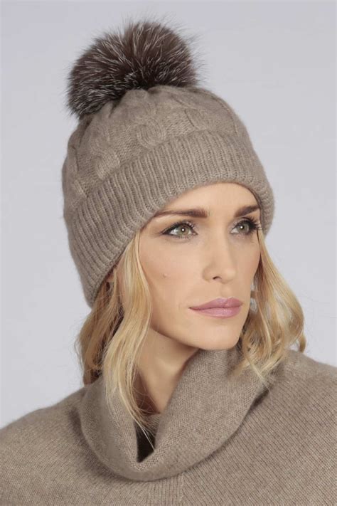 Camel Brown Pure Cashmere Fur Pom Pom Cable Knit Beanie Hat Italy In