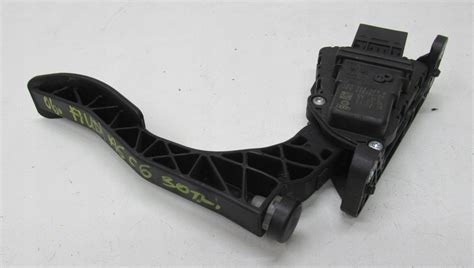 AUDI A6 C6 3 0 TDI POTENCJOMETR GAZU 4F1723523B 10643029755