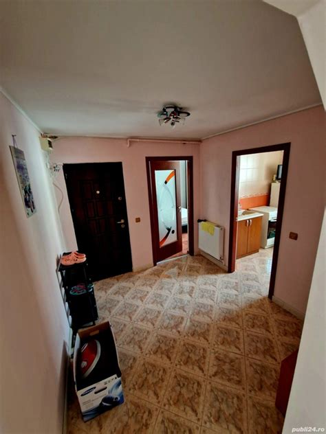 Vand Apartament 4 Cam Semidecomandat 100 0 Mp Etaj 4 Numar Niveluri 4