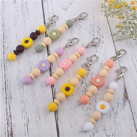 Silicone Beaded Keychain Creative Diy Small Daisy Keychain Pendant Bag